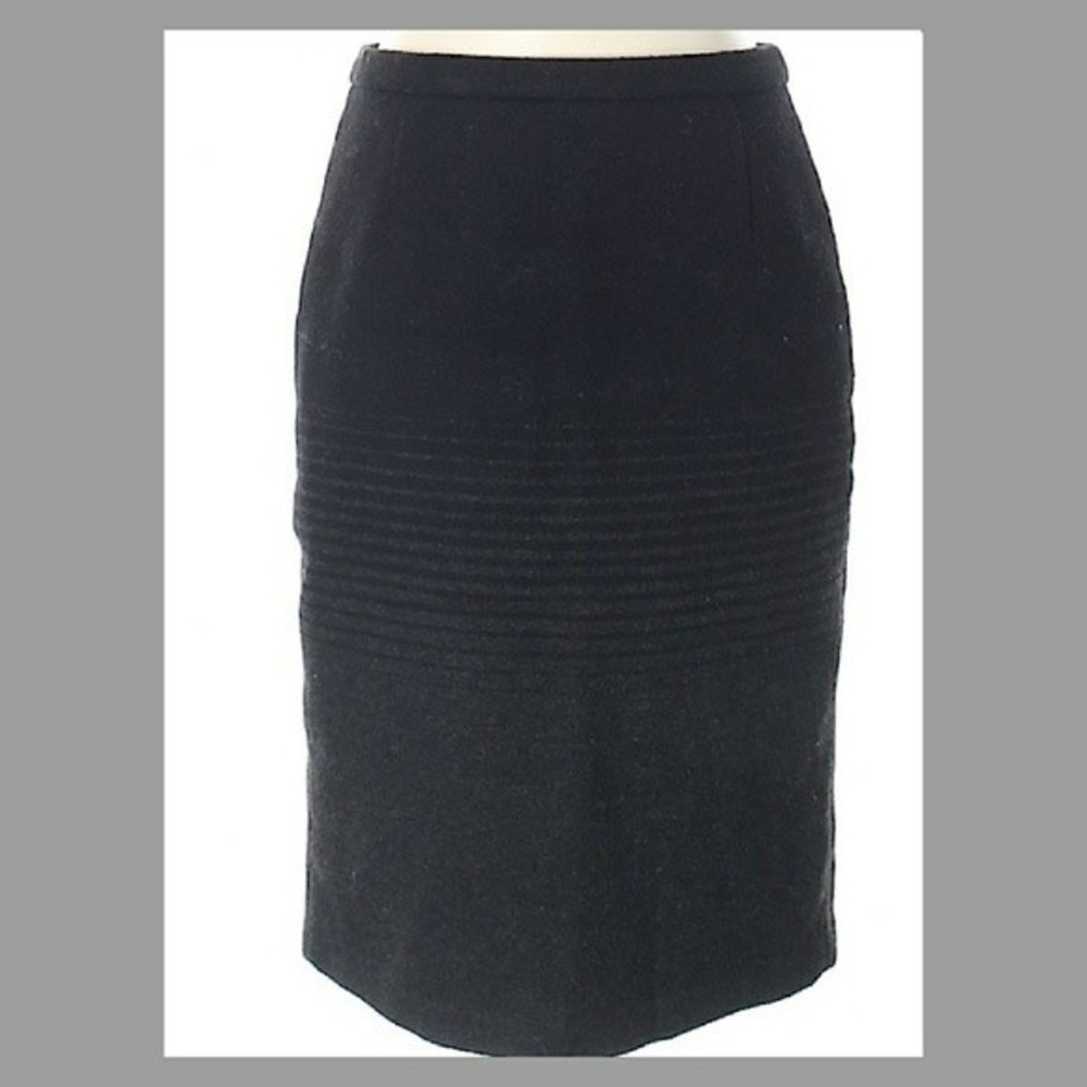 For Cynthia Wool Stripe Black Skirt-NWOT‎
